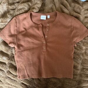 Aritzia Sunday Best Cropped Henley Top Brown